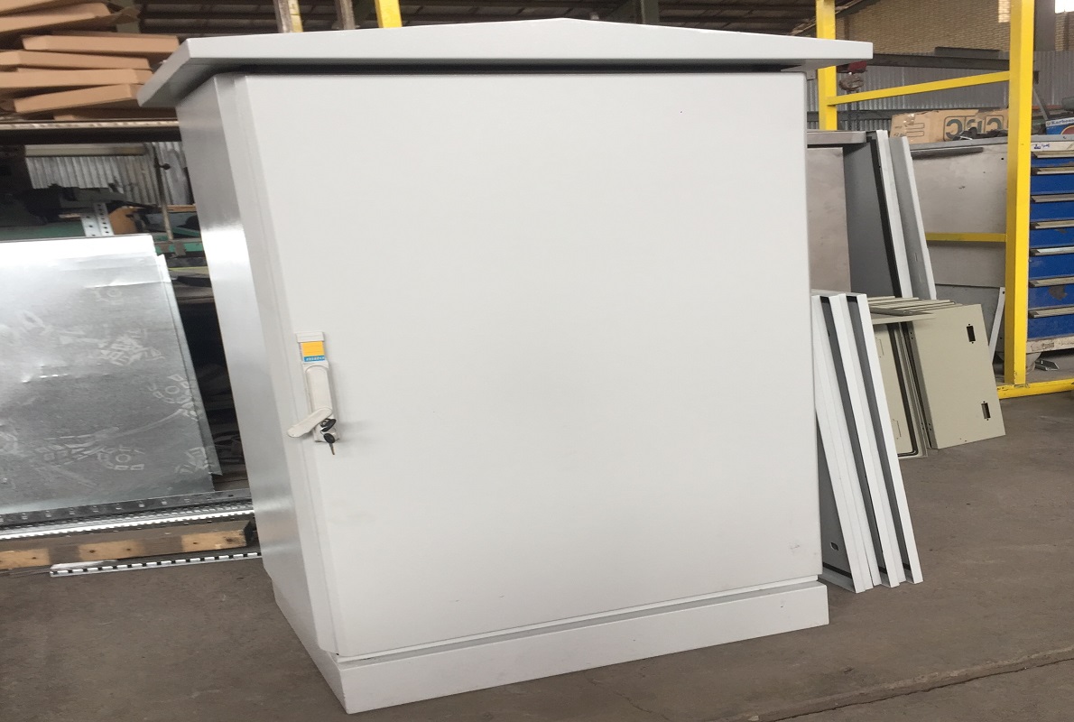 تابلو برق بارانی